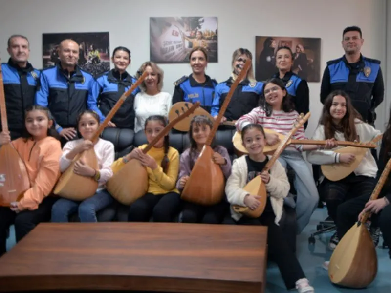 Dezavantajlı Çocuklardan Bağlama Dinletisi