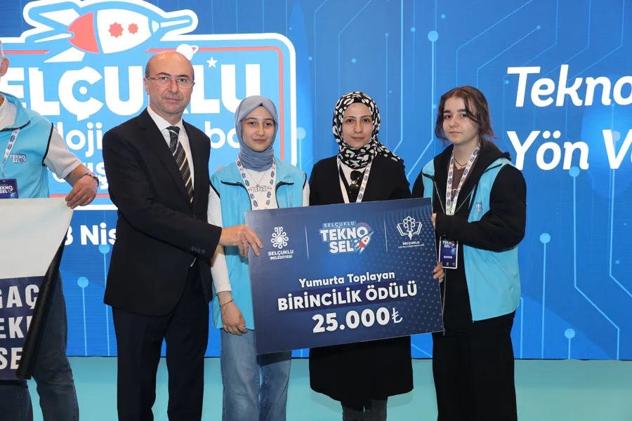 GELECEĞİN TEKNOLOJİ LİDERLERİ TEKNO-SEL’DE ÖDÜLLERİNİ ALDI