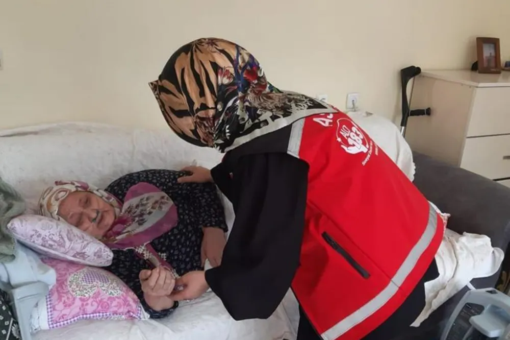 “Toplam 4,2 milyar TL Evde Bakım Yardımı’nı hesaplara yatırdık