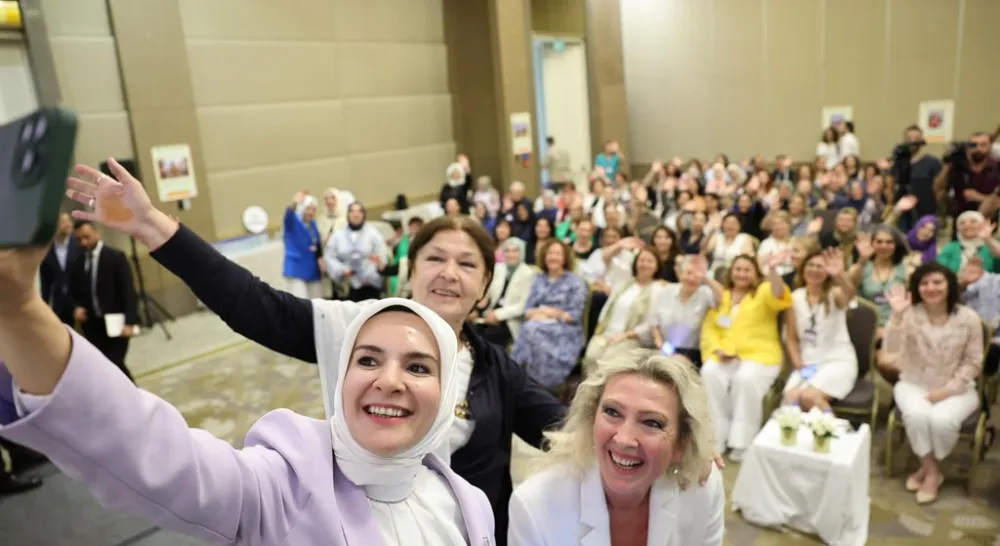 Aile ve Sosyal Hizmetler Bakanımız Göktaş kadın kooperatifleri temsilcileriyle bir araya geldi