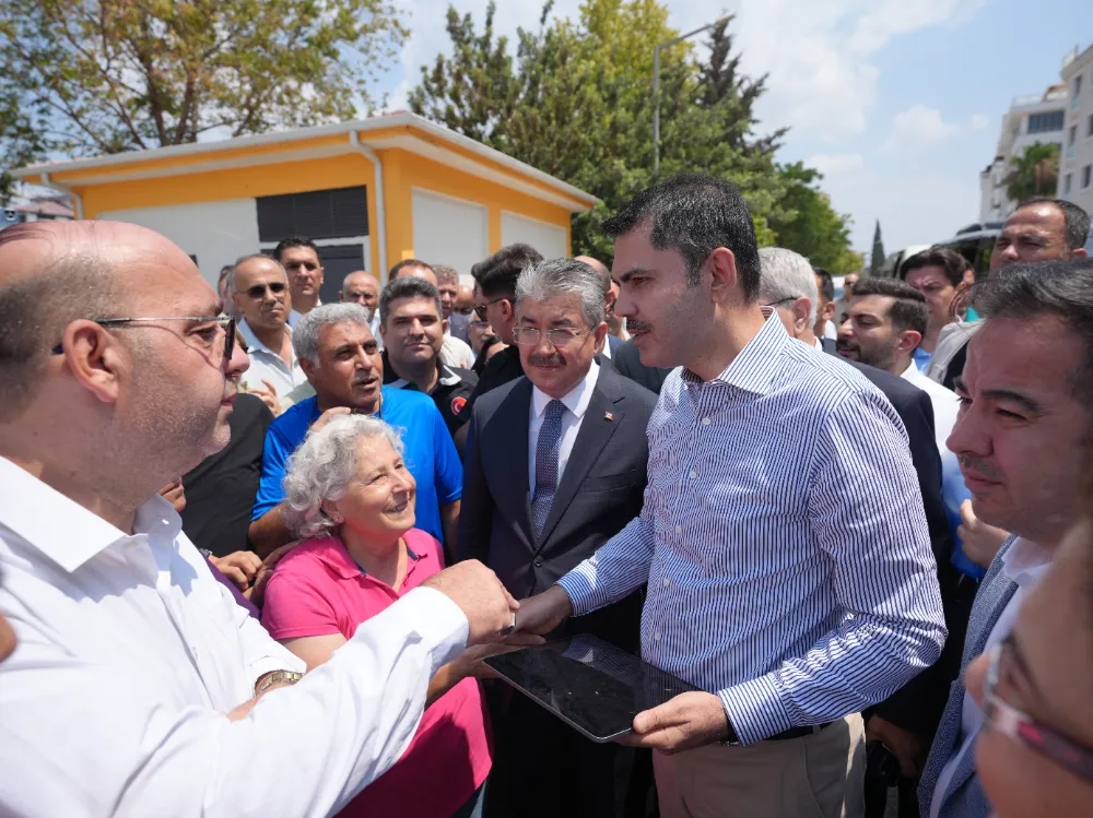 MURAT KURUM’A DEPREMZEDELERDEN TEŞEKKÜR