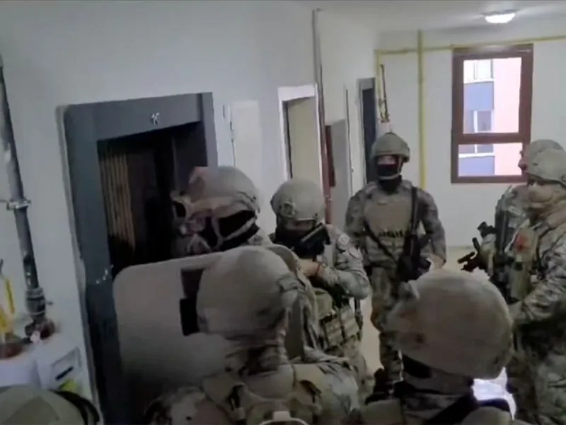  Kuyu-16 Operasyonunda 15 Şüpheli Yakalandı