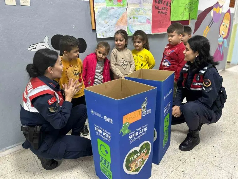 Kuyucak’ta Öğrencilere Geri Dönüşüm ve Çevre Bilinci Eğitimi Verildi
