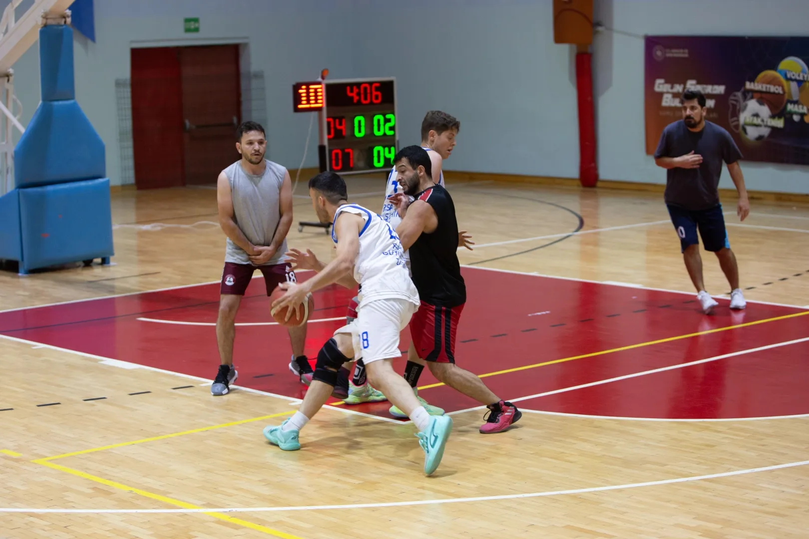 Bursa Büyükşehir Zabıtası namağlup şampiyon oldu