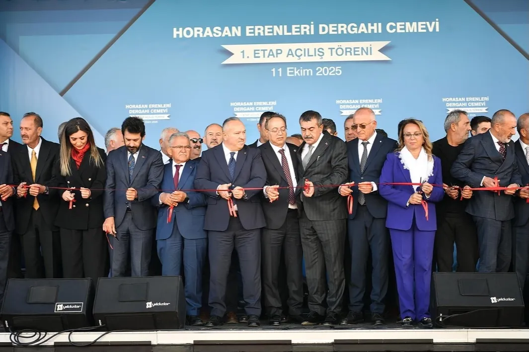 Memduh Büyükkılıç