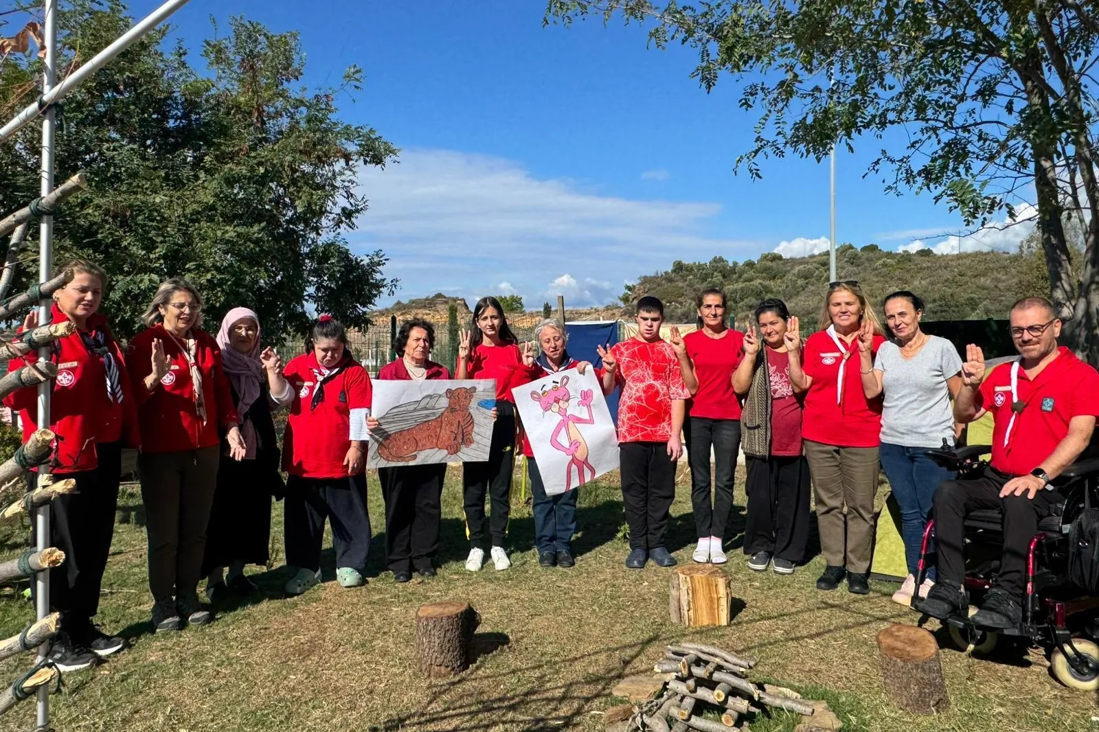 Efes Selçuk’un engelsiz çocukları izcilikle tanıştı