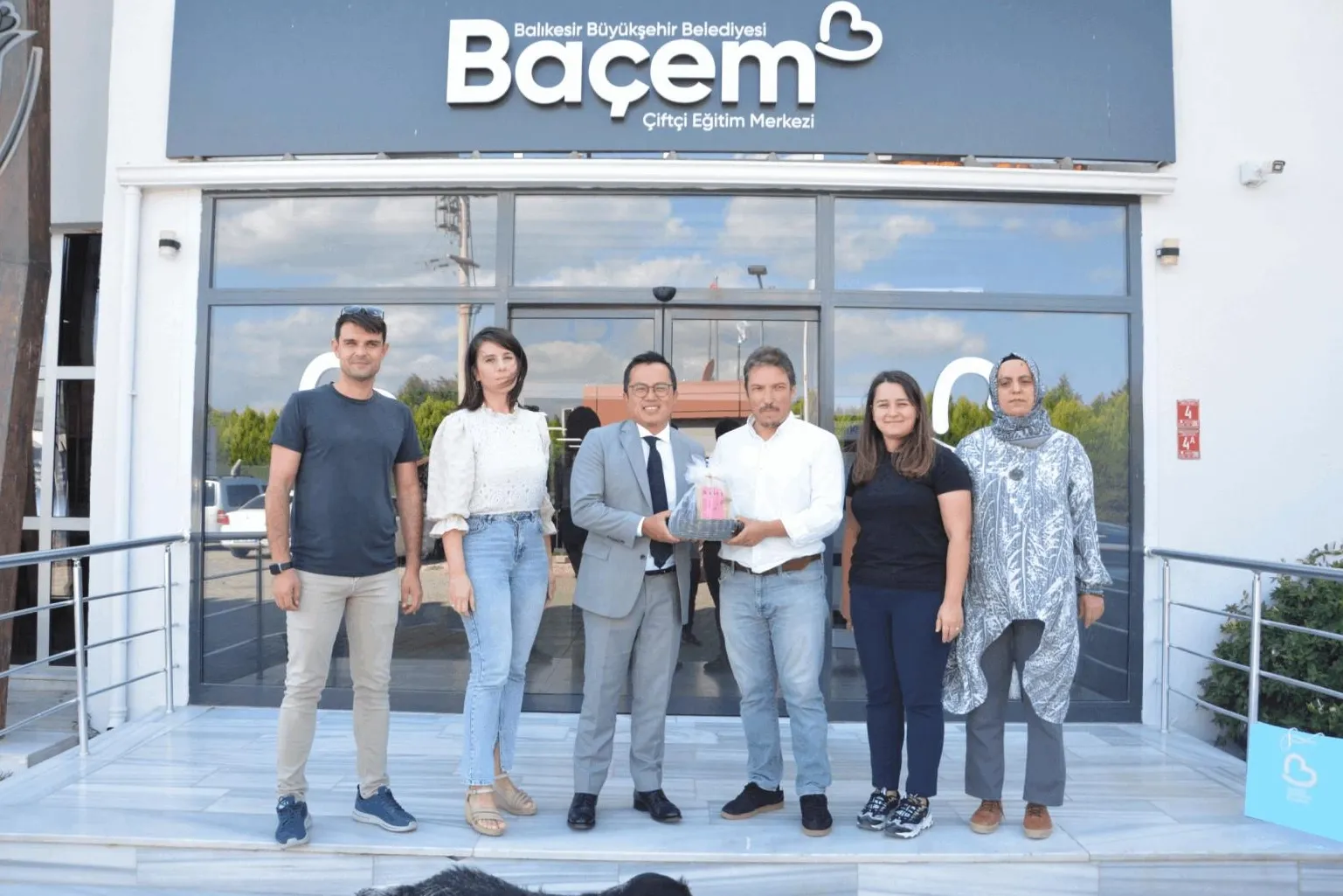 Hindistan Başkonsolosu BAÇEM’i ziyaret etti