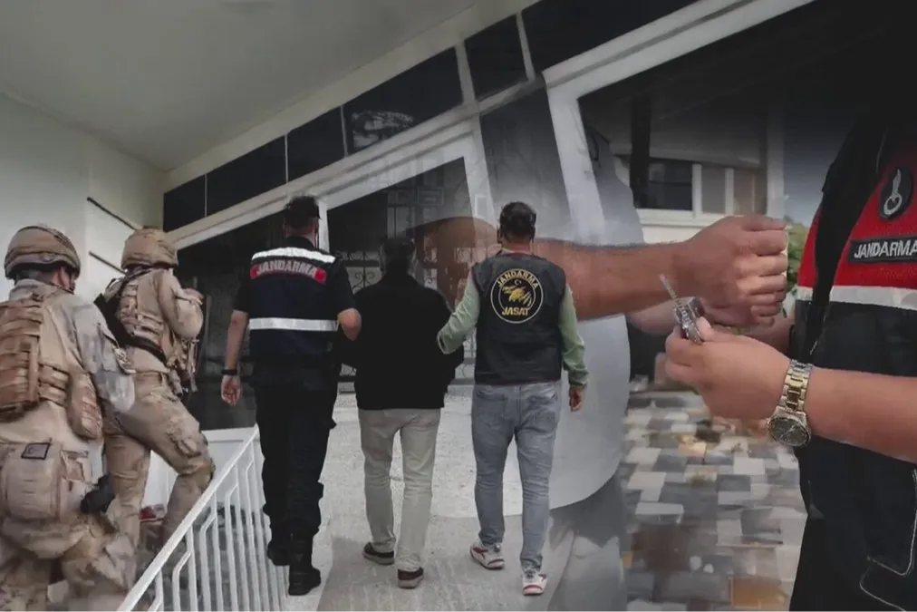 30 ilde FETÖ operasyonu: 91 gözaltı!