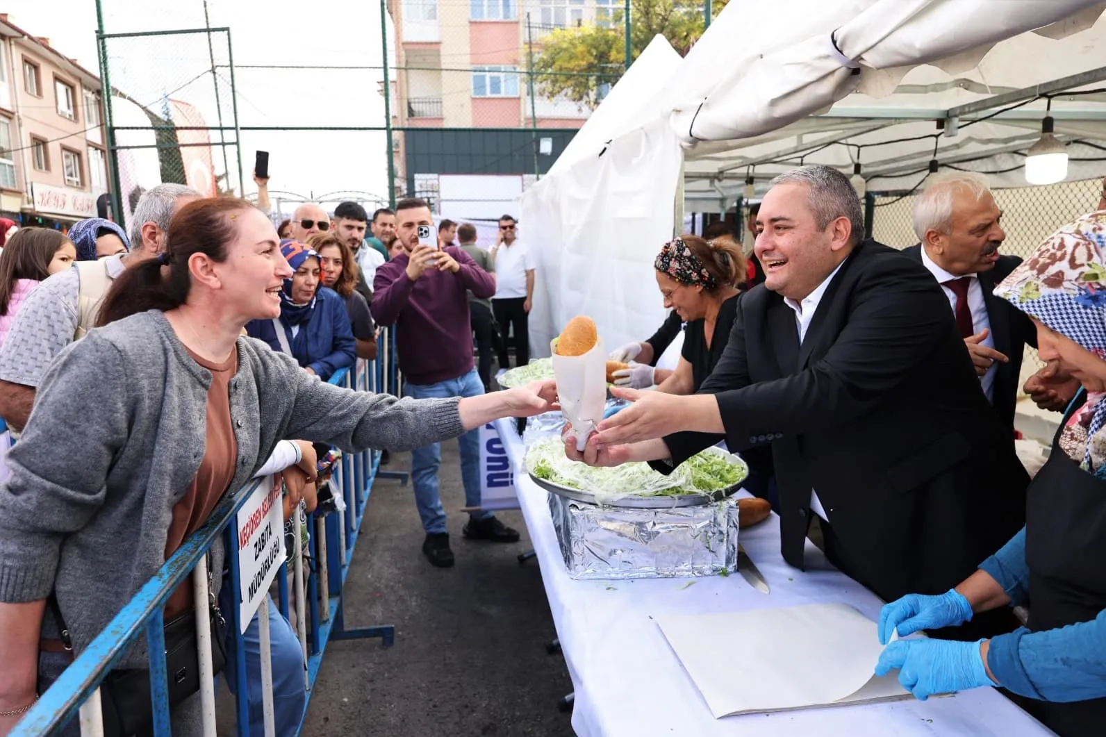 Hamsi festivali renkli görüntülerle başladı