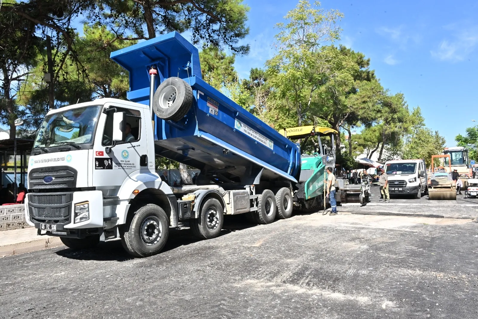 Manisa Kırkağaç’a 5 bin ton sıcak asfalt seriliyor