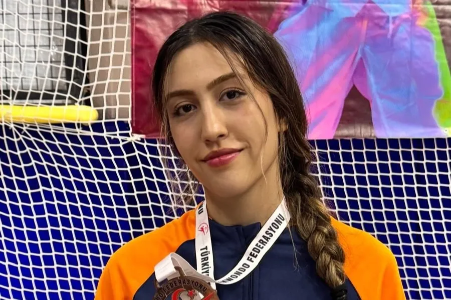 Bursa Osmangazili taekwondocudan bronz madalya