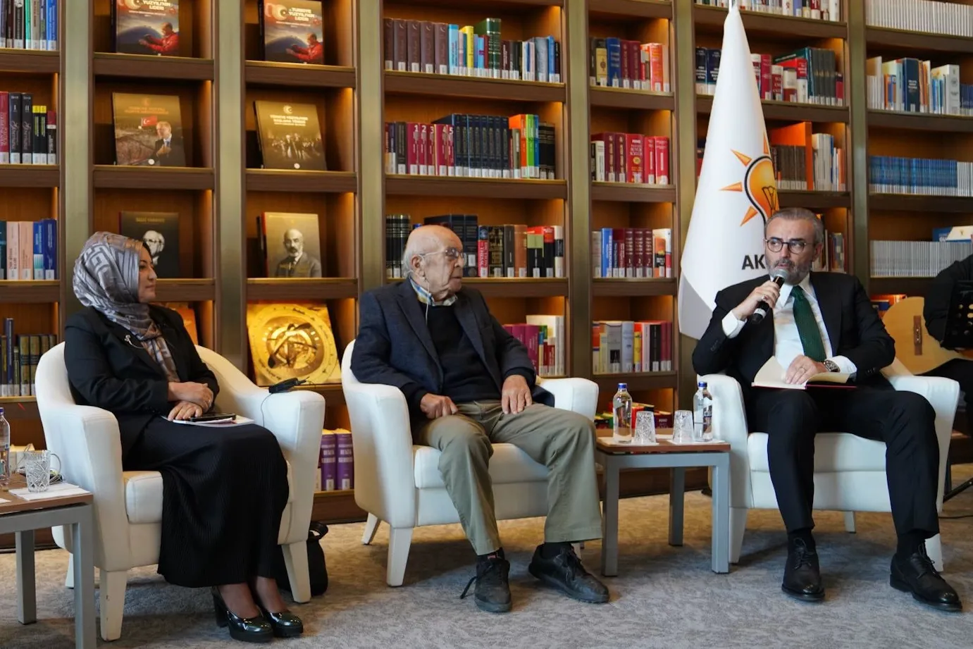 Sezai Karakoç ölümünün 4. yılında unutulmadı