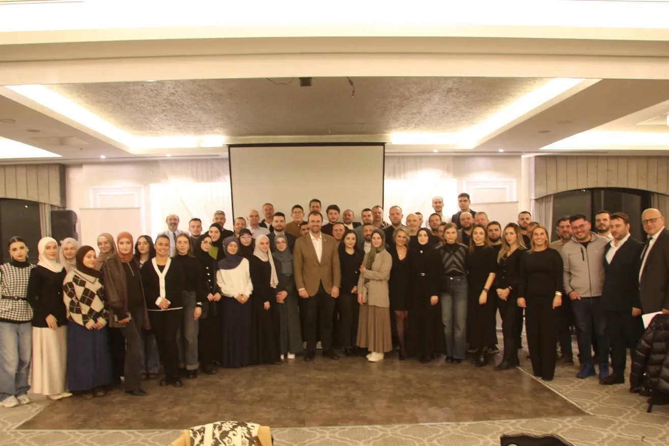 ARNİAD ailesi Arnavut öğrencilerle buluştu