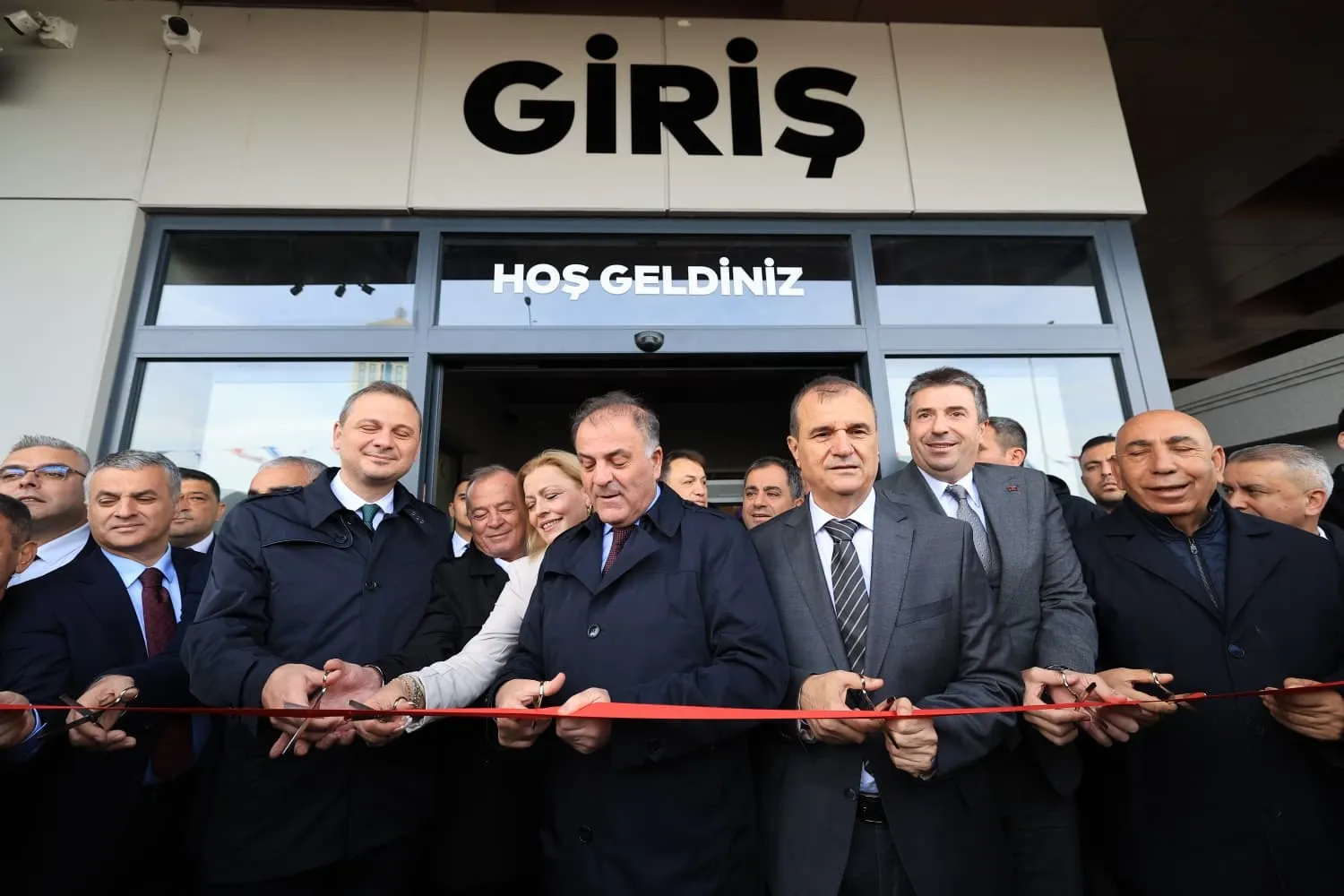 İstanbul Büyükçekmece cep otogarı hizmete girdi