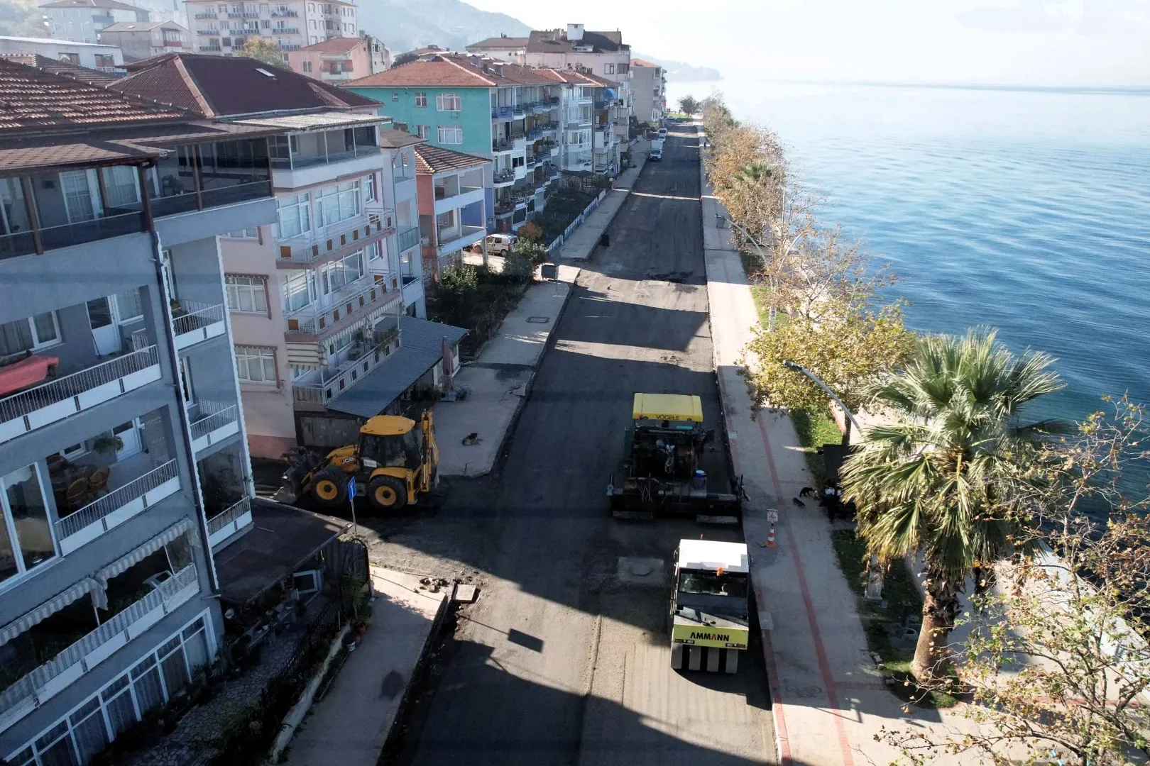 Gölcük Halıdere sahilinde üstyapı sil baştan