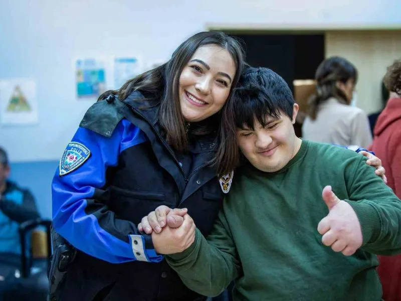 Bilecik Emniyeti, Özel Öğrencilere Ziyaret Gerçekleştirdi