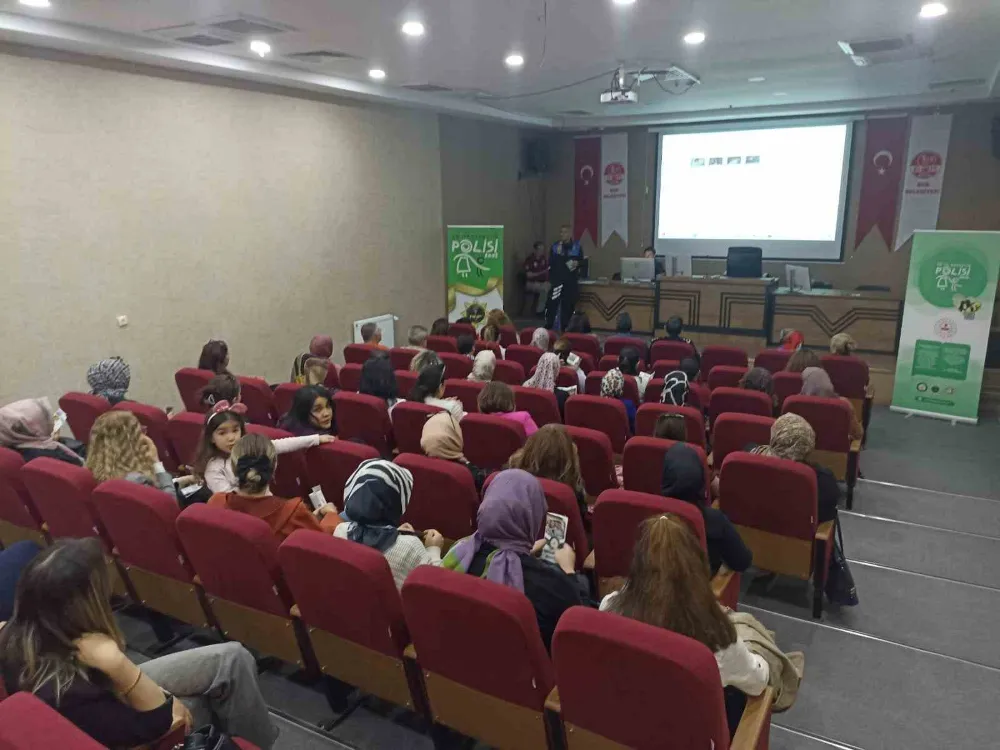 ’En İyi Narkotik Polisi Anne’ Projesi Çerçevesinde Çeşitli Bilgilendirme ve Bilinçlendirme Faaliyetleri Gerçekleştirildi