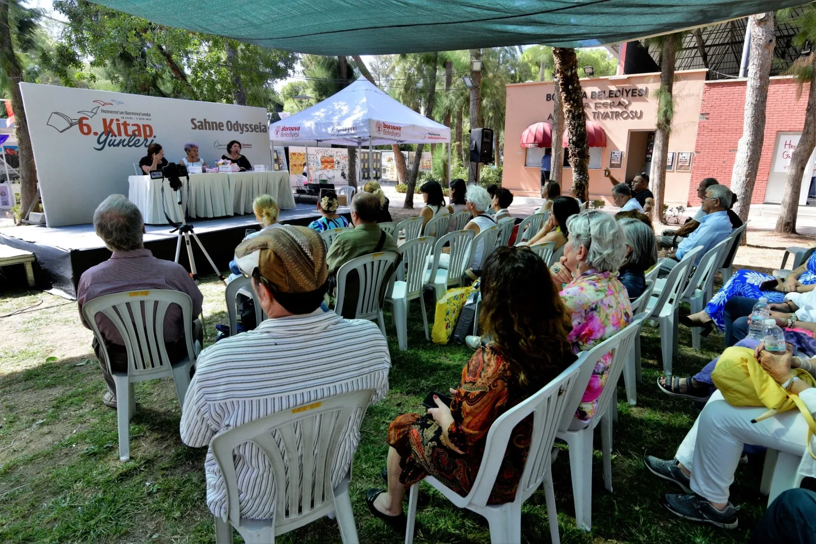 Bornova’da 6. Kitap Günleri başladı