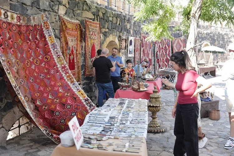 Antika meraklıları Nevşehir