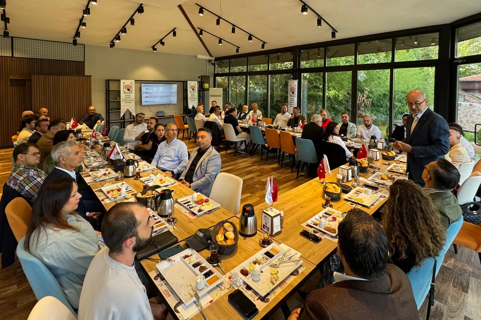 BİSİAD üyeleri geleneksel kahvaltı programında buluştu