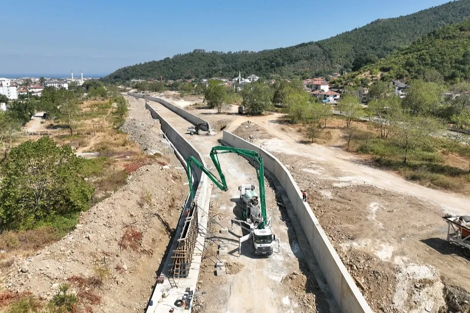 DSİ’den Yalova’ya taşkın koruması... Teşvikiye Deresi